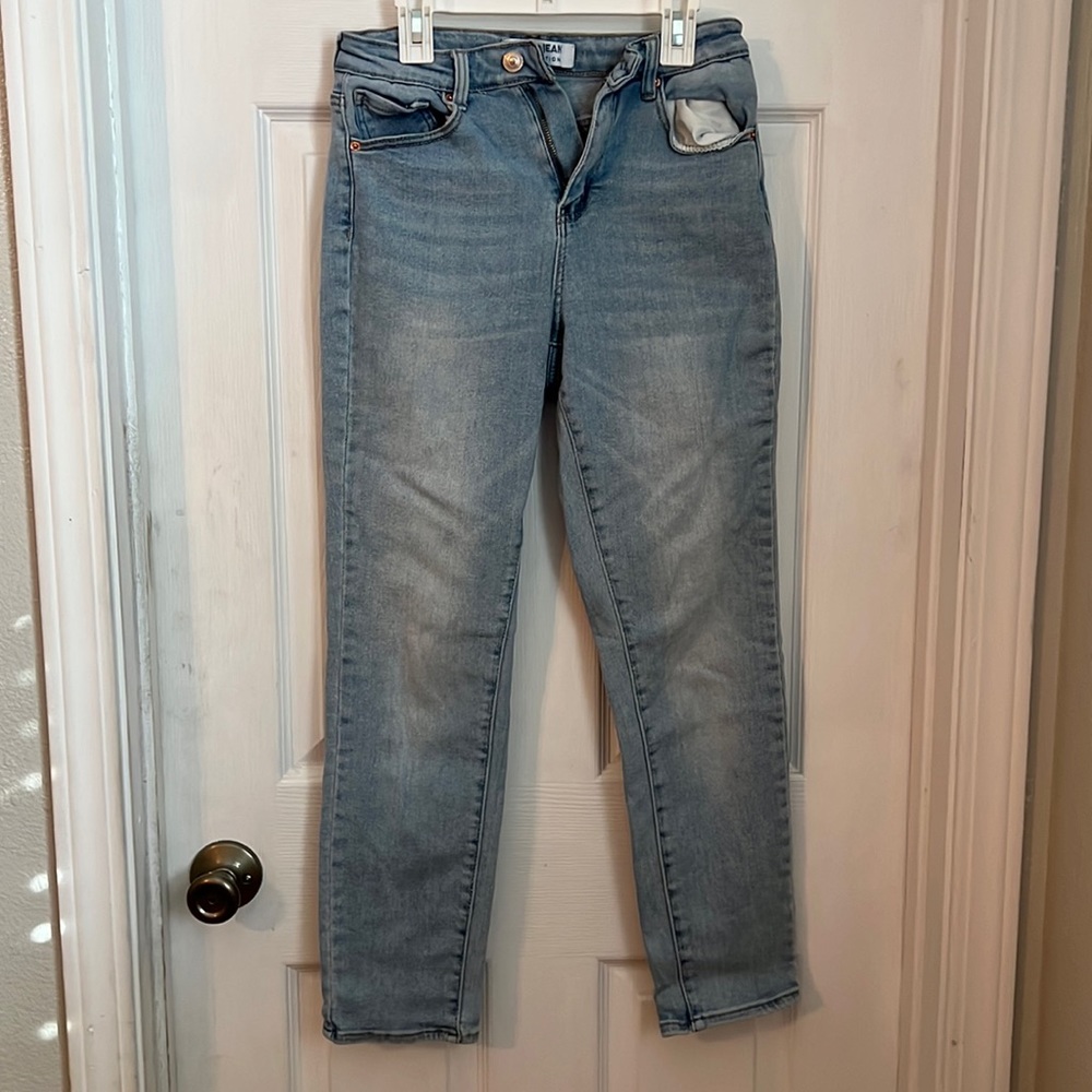 Very comfortable and stretchy